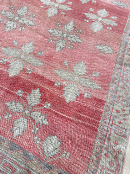Turkish Vintage 6'4"x9'3"
