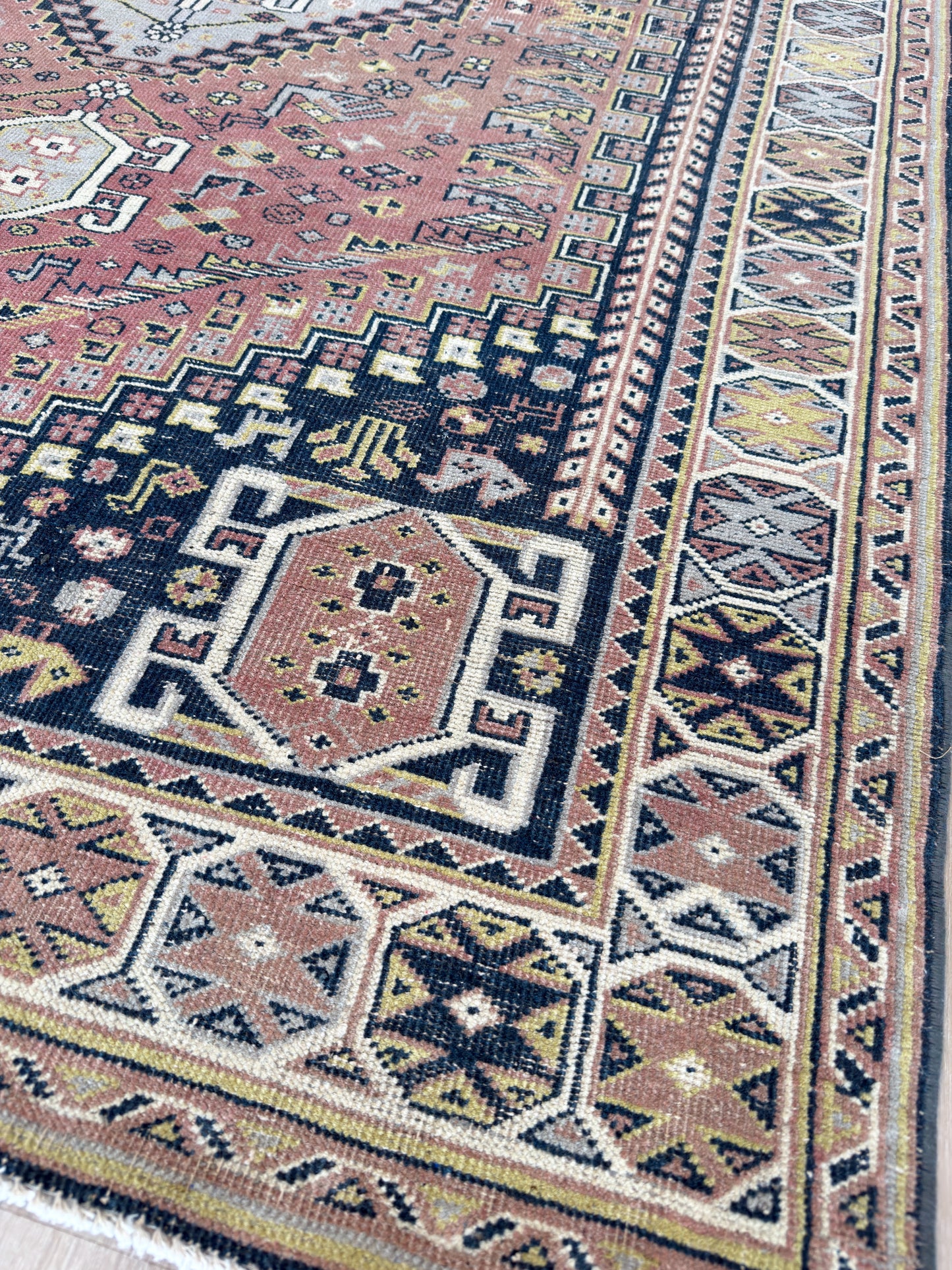 Persian Vintage 4'5"x6'3"