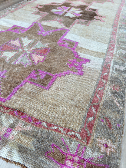 Turkish Vintage 4'4"x11"