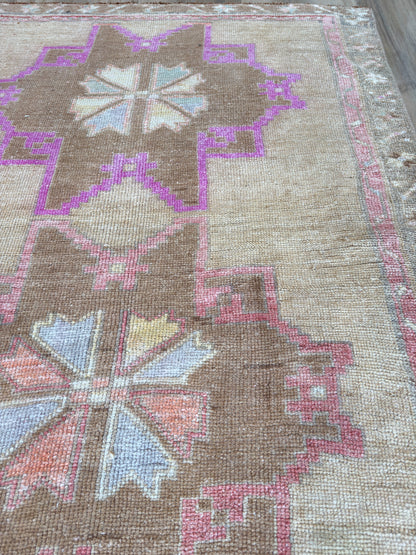 Turkish Vintage 4'4"x11"
