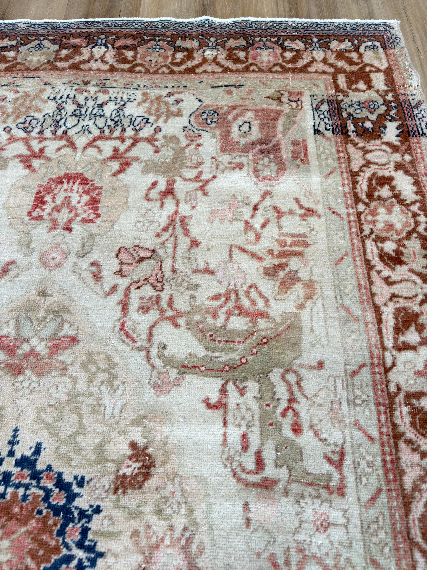 Turkish Vintage 4'9"x7'1"