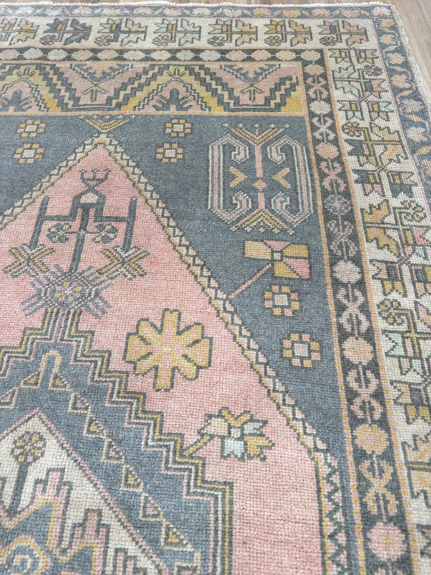 Turkish Vintage 4'4"x8'2"
