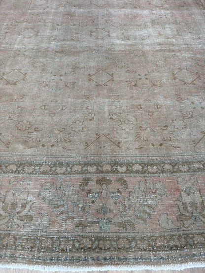 Persian Sarouk 7'2"x10'9"
