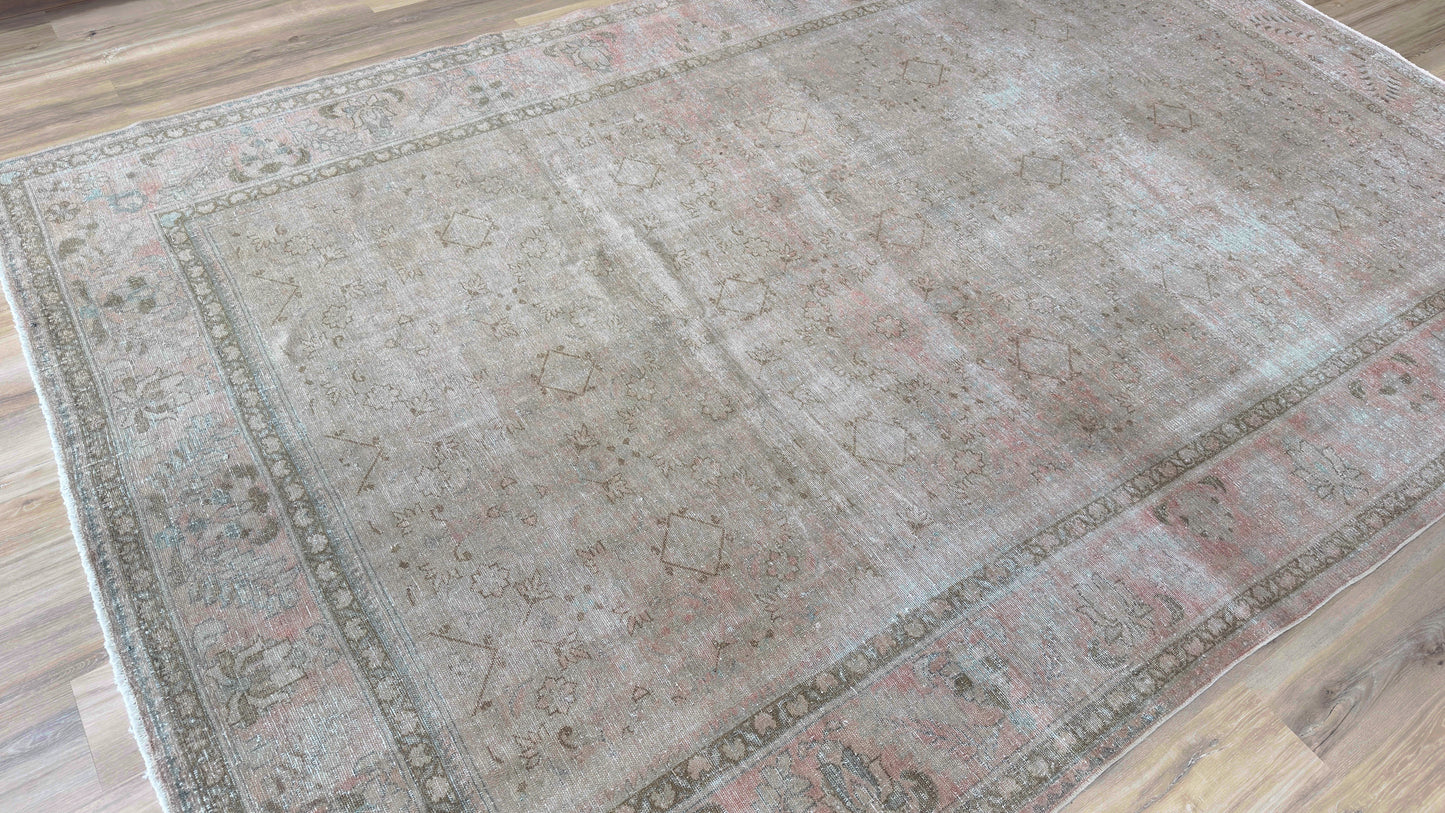 Persian Sarouk 7'2"x10'9"