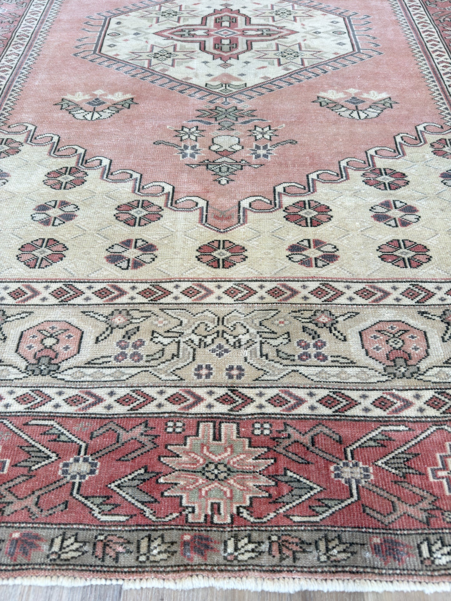 Turkish Vintage 4'8"x7'1"