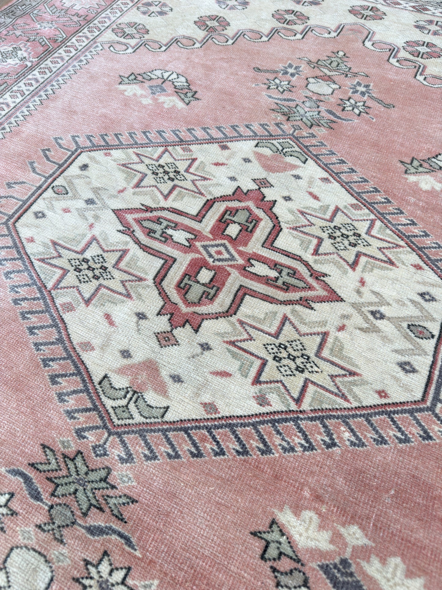 Turkish Vintage 4'8"x7'1"