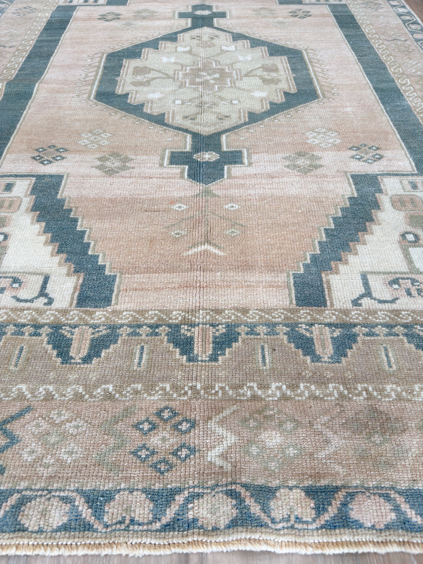 Turkish Vintage 4'8"x7'5"