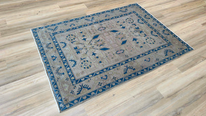 Persian Vintage 4'4"x6'3"
