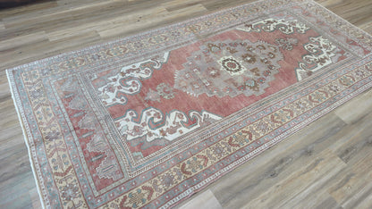 Turkish Vintage 5'2"x11'1"