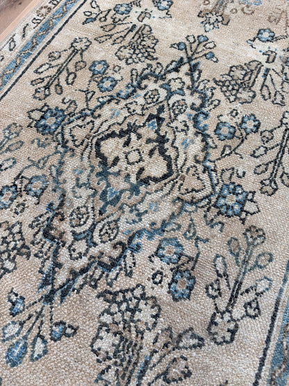 Persian Sarouk 3'0"x10'0"