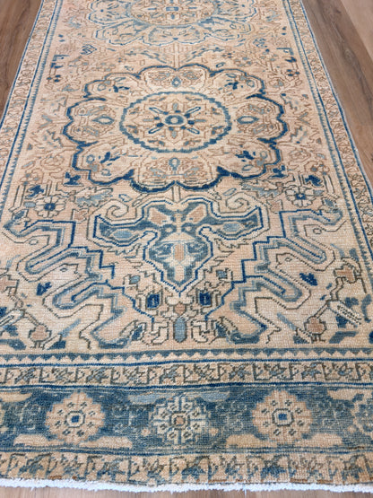 Persian Heriz 4'4"x14'6"
