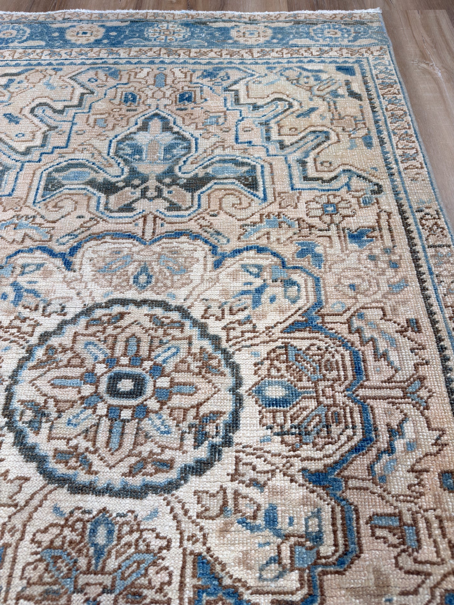 Persian Heriz 4'4"x14'6"
