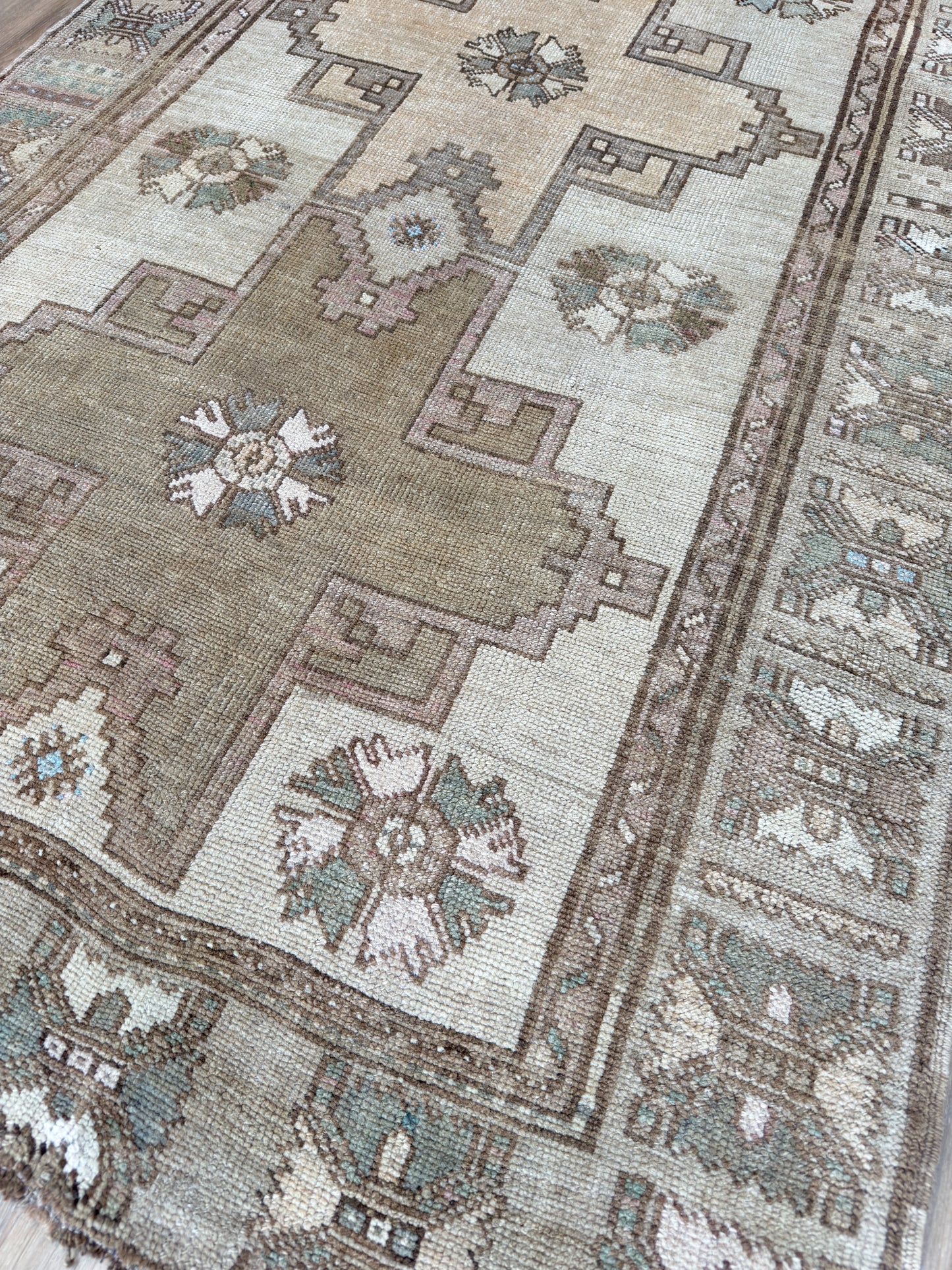 Turkish Vintage 4'1"x12'6"