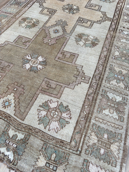 Turkish Vintage 4'1"x12'6"