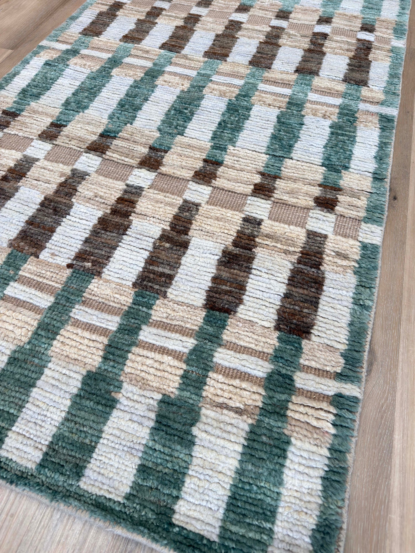Moroccan Style 2'8"x8'1"
