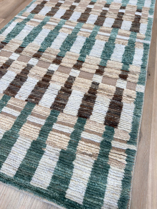 Moroccan Style 2'8"x8'1"