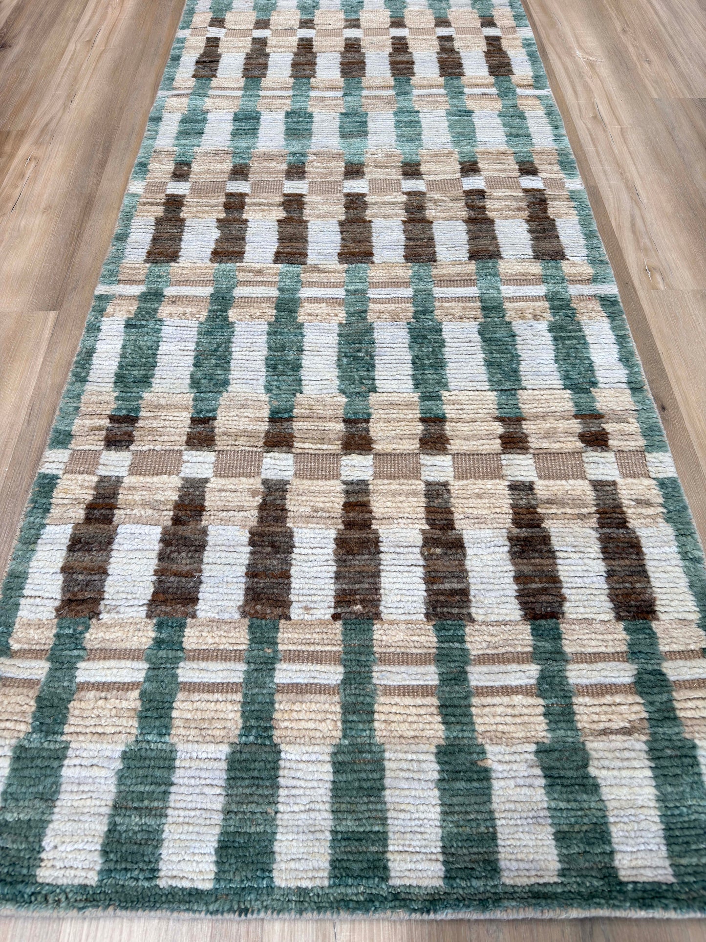 Moroccan Style 2'8"x8'1"