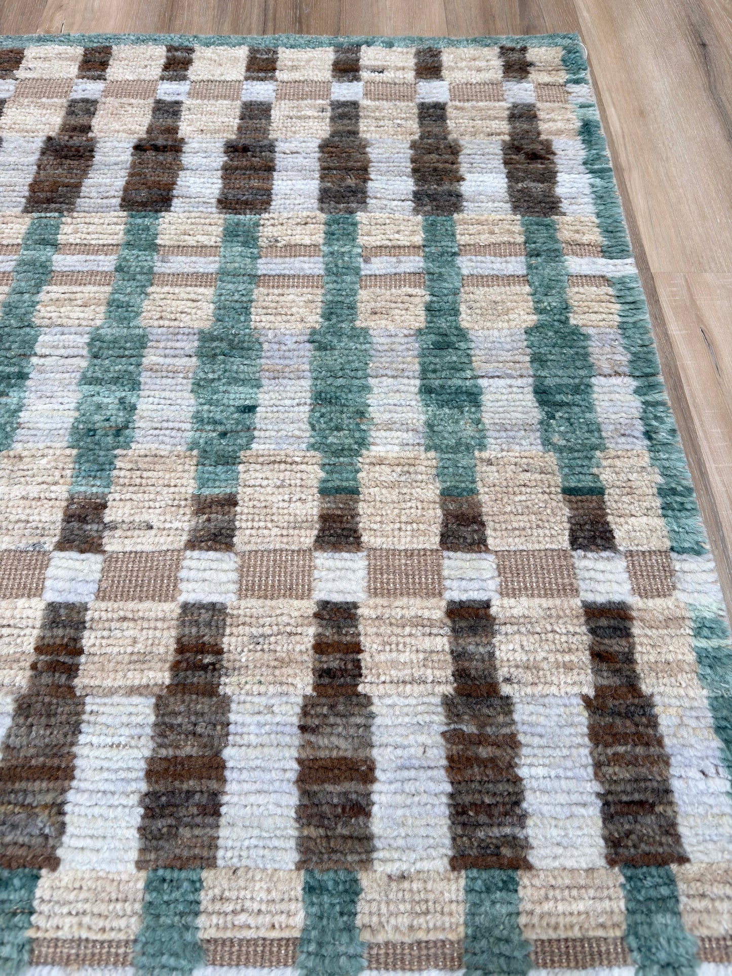 Moroccan Style 2'8"x8'1"