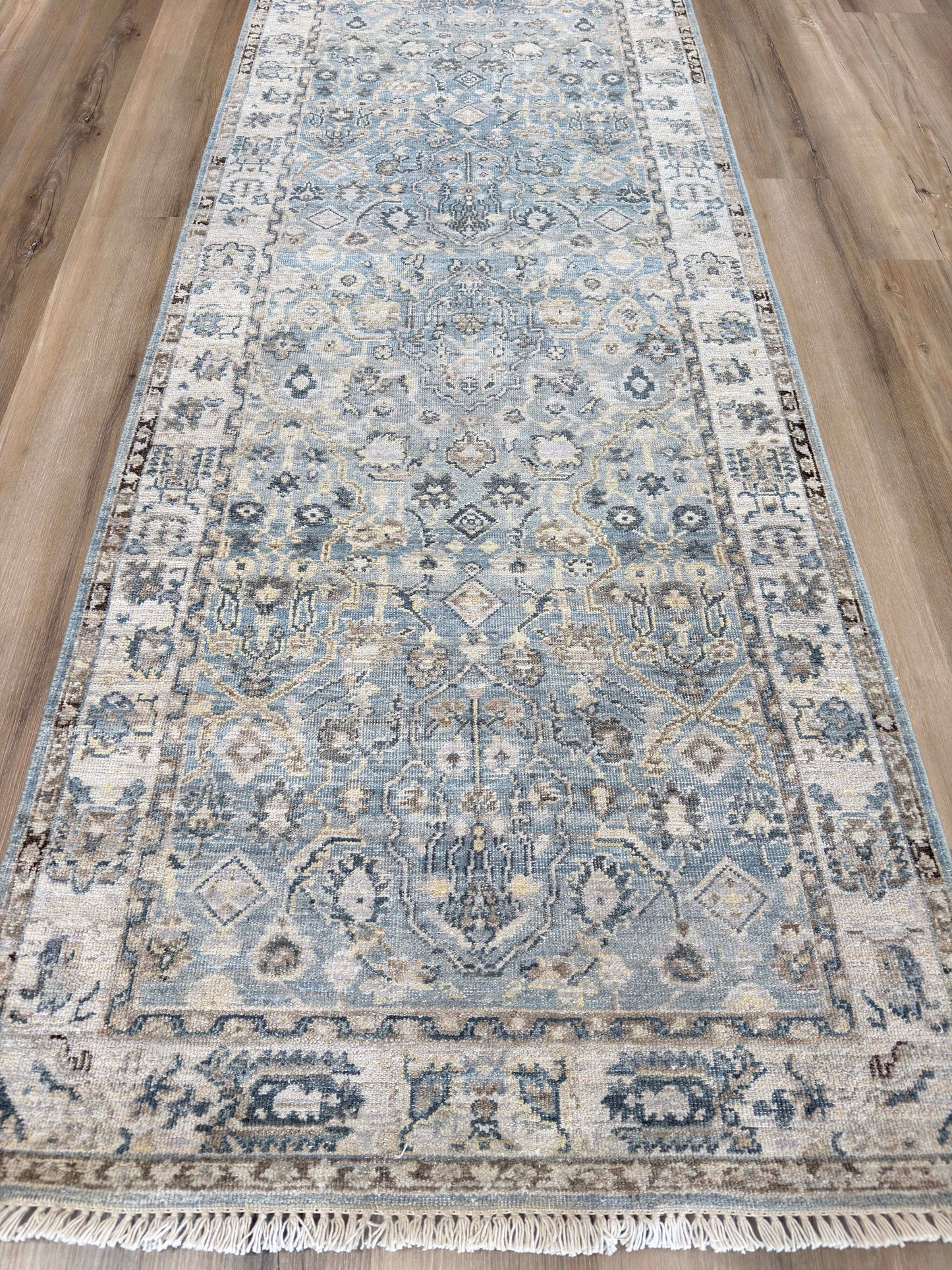 Vintage Look Agra 3'1"x12'0"