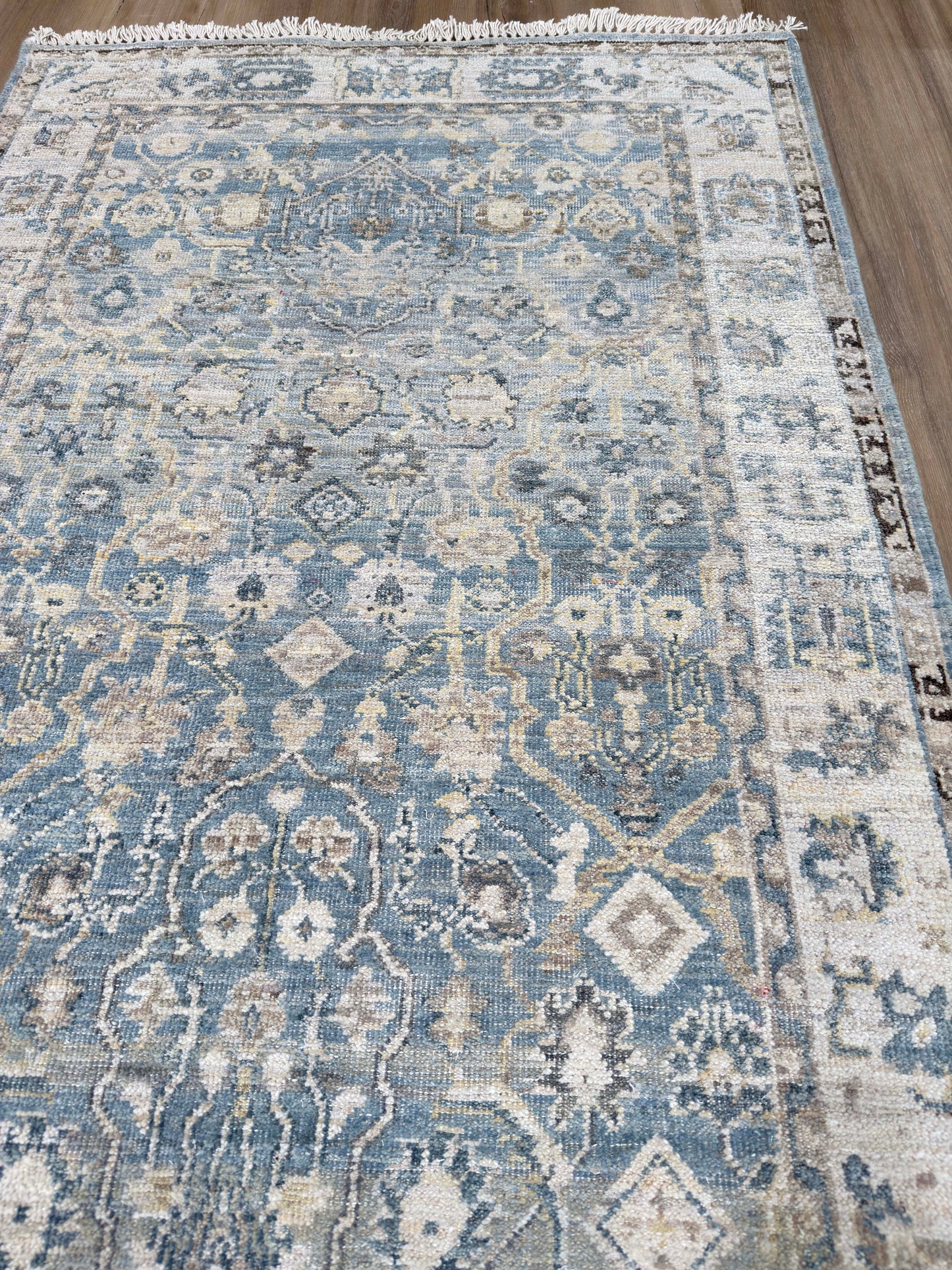 Vintage Look Agra 3'1"x12'0"