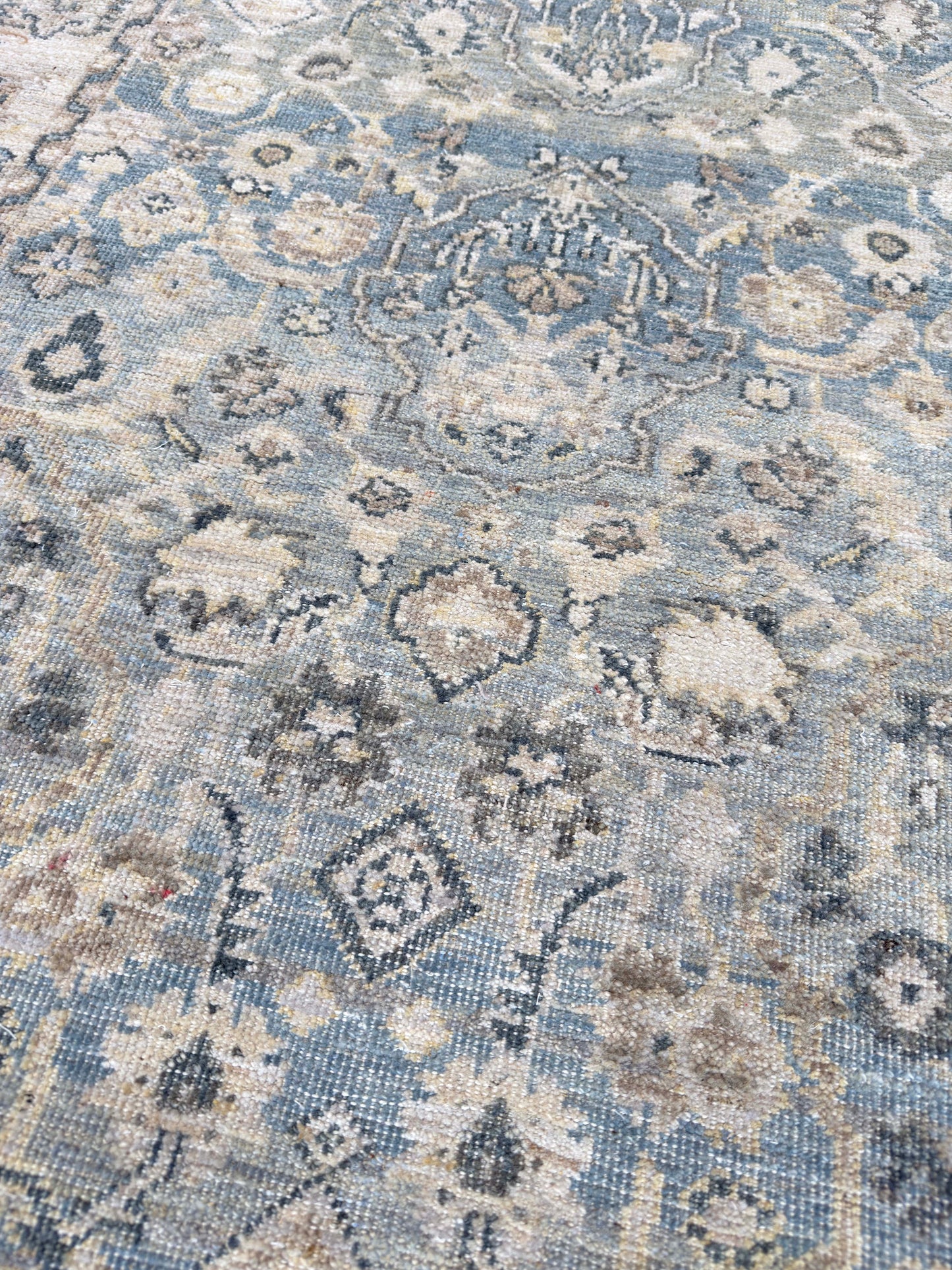 Vintage Look Agra 3'1"x12'0"