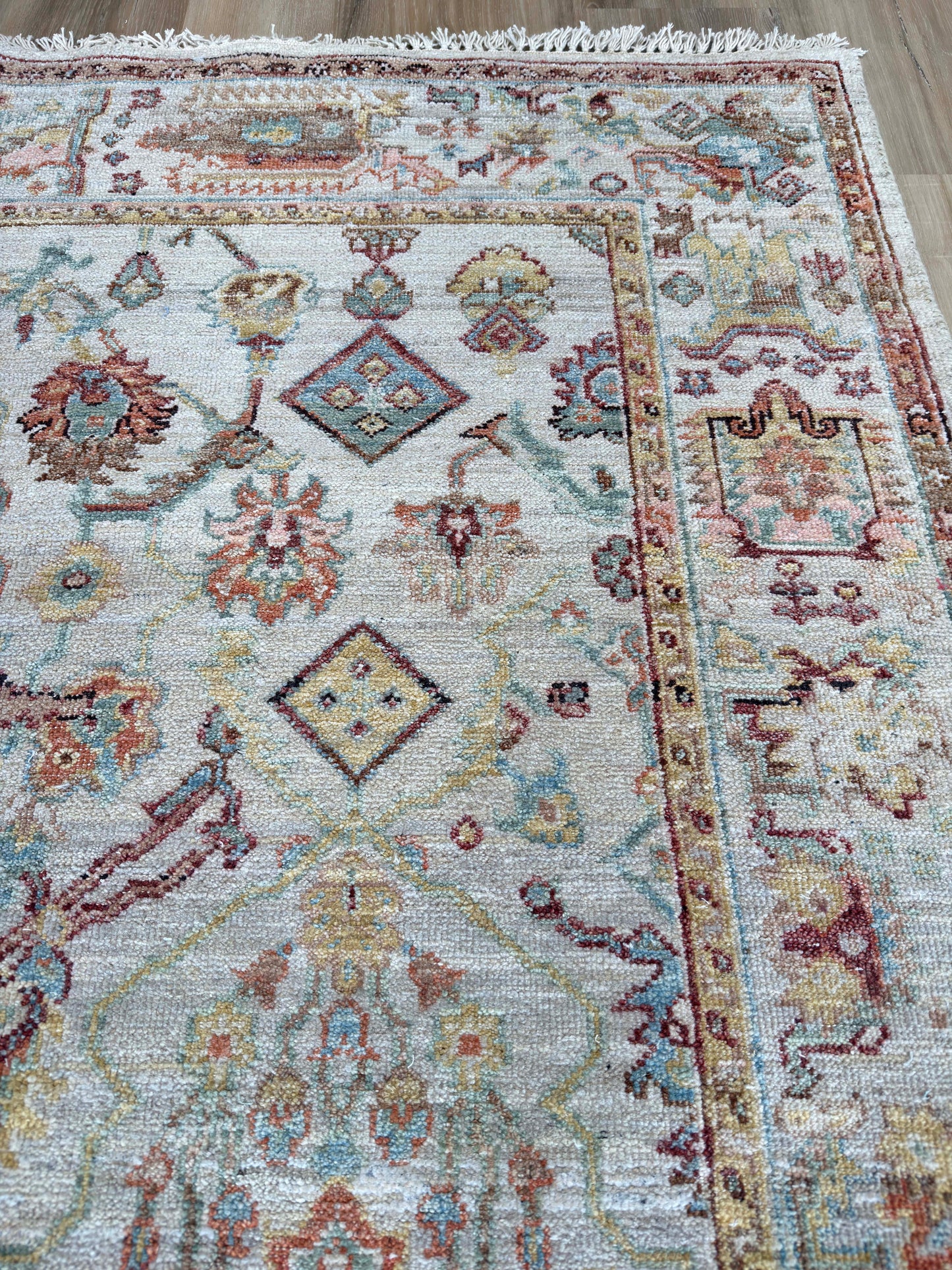 Vintage Look Agra 5'0"x7'0"