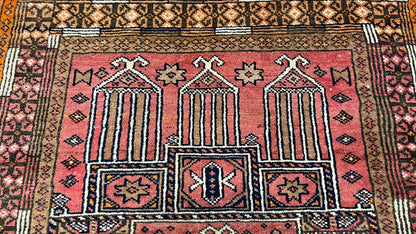 Persian Baluch 2'8"x4'3" Area Rug