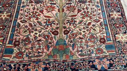 Persian Sarouk Farahan 4'4"x6'6" Area Rug