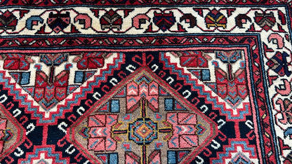 Persian Hamadan 4'4"x6'9" Area Rug