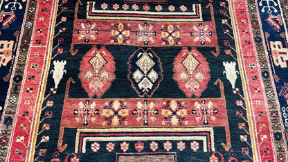 Persian Hamadan 5'2"x9' Area Rug