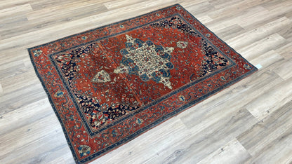 Persian Sarouk Farahan 4'6"x6'5" Area Rug