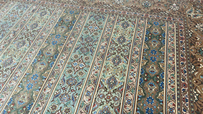 Persian Qum 4'7"x6'7" Area Rug