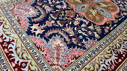 Turkish Kayseri 2'8"x4' Area Rug
