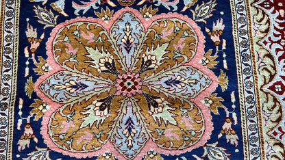 Turkish Kayseri 2'8"x4' Area Rug