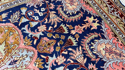 Turkish Kayseri 2'8"x4' Area Rug