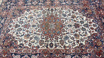 Persian Isfahan 4'11"x7'3" Area Rug
