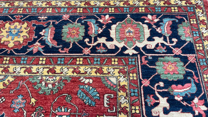 Transitional Heriz 8'x10'6" Area Rug