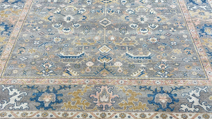 Vintage Look Oushak 9'11"x13'10" Area Rug