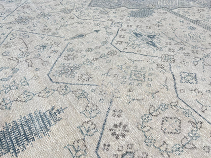 Vintage Look Tabriz 9'x12'2" Area Rug