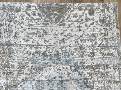 Vintage Look Tabriz 3'11" x 6'1" Area Rug