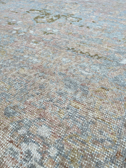 Vintage Look Oushak 4'x6' Area Rug