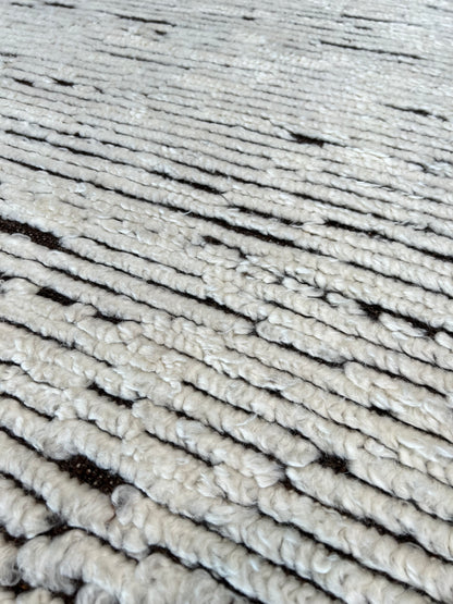 Moroccan Style 5'4"x8'2" Area Rug