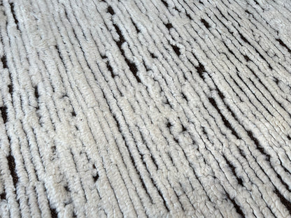 Moroccan Style 5'4"x8'2" Area Rug