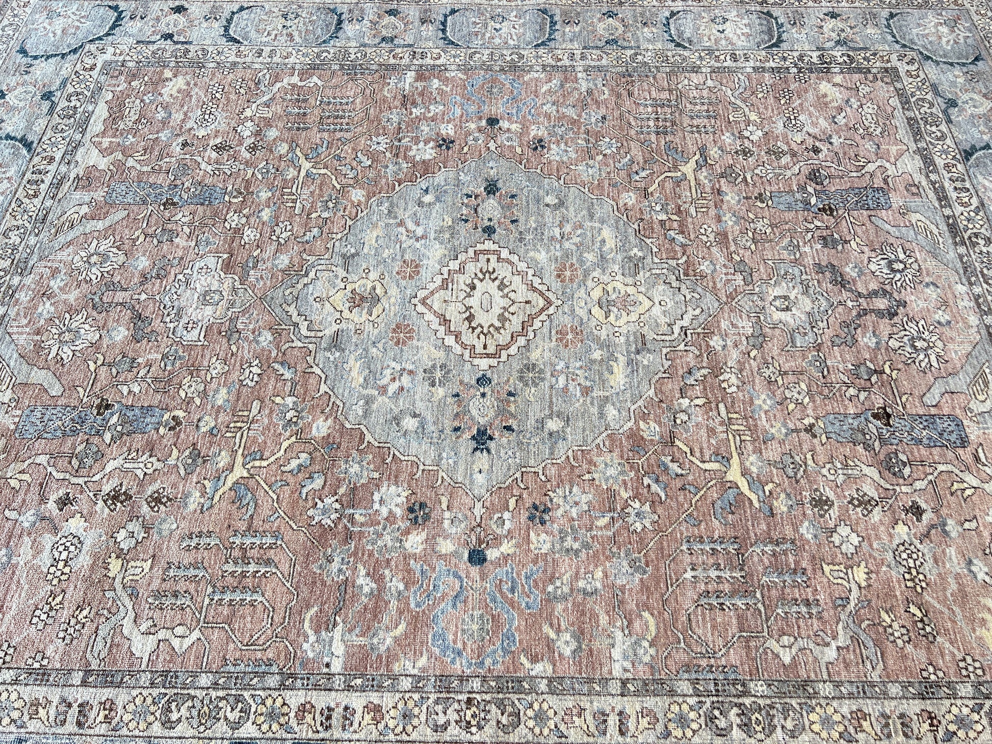 Vintage Look Tabriz 8'1"x10'1" Area Rug