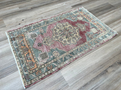 Turkish Vintage 2'1"x3'5" Area Rug