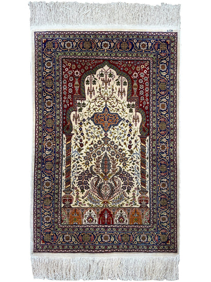 Traditional Hereke 2'1"x3'2" Area Rug