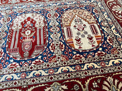 Traditional Hereke 2'1"x3'1" Area Rug