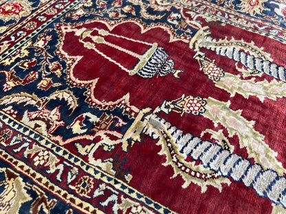 Traditional Hereke 1'7"x2'5" Area Rug