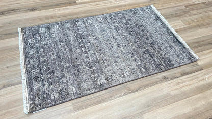 Vintage Look Agra 3'0"x5'0" Area Rug