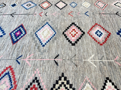 Moroccan Style 10'6"x13'6" Area Rug